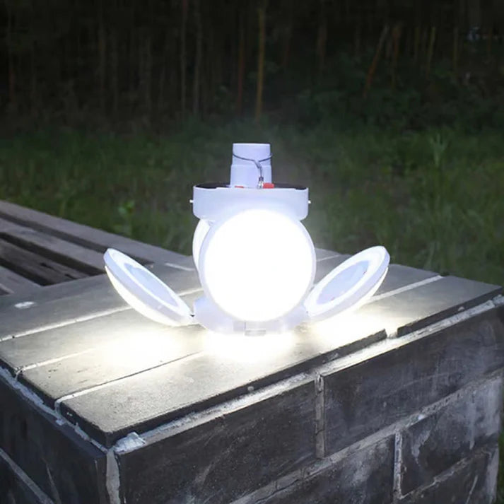 Lampe solaire multifonctionnelle et pliable en forme de ballon de football